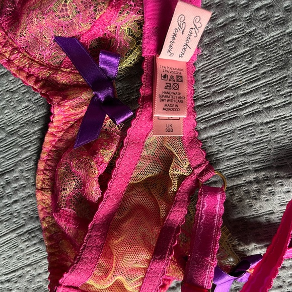 RARE Agent Provocateur Ariel Full Set — pink/purple lace w/ yellow - Picture 6 of 16